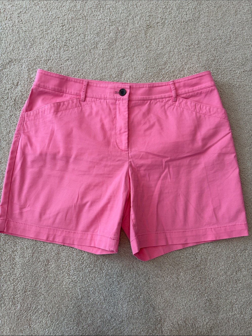 Talbots 12 Petite Pink cotton Shorts in excellent condition.